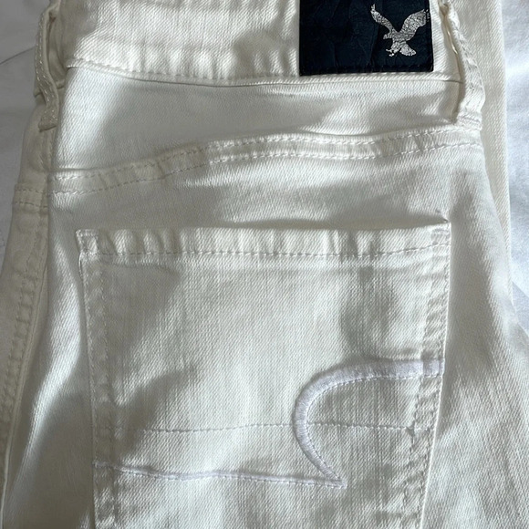 American Eagle Outfitters White Jeans - Picture 8 of 9